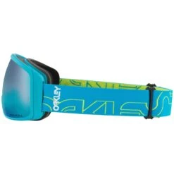 Oakley Flight Tracker M 2022 -Ski Discount Store 0017 888392552709 flight tracker m sky blue i am b1b prizm sapphire main 028 jpg